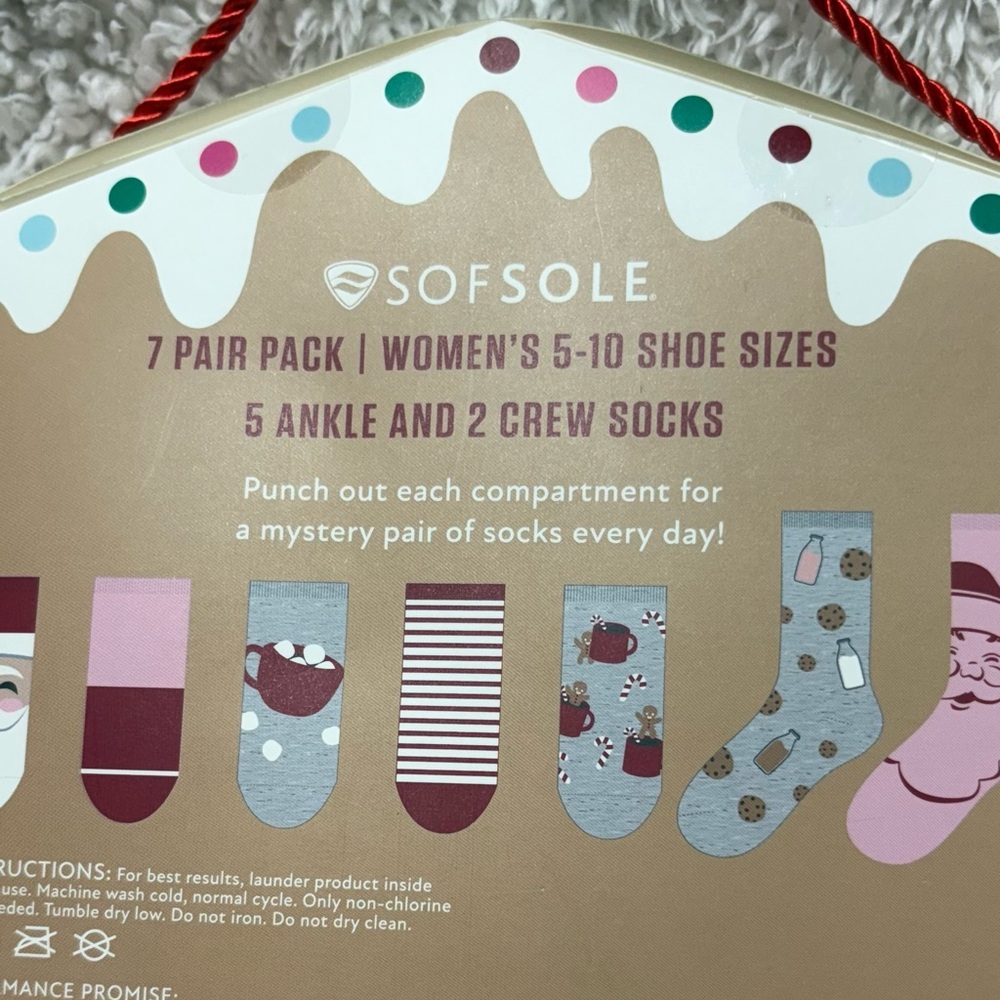 Sof Sole Santa's Workshop Sock Set - Picture 3 of 3